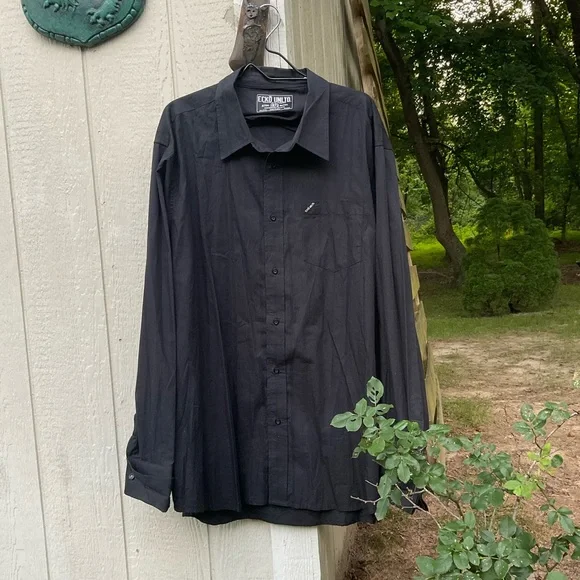 Men’s Ecko Unltd. Classic Studded Black Velvet Accented Button Down Shirt! - Picture 11 of 11